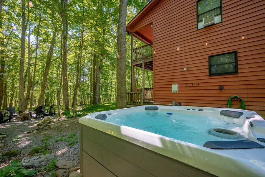 Hot tub on the deck