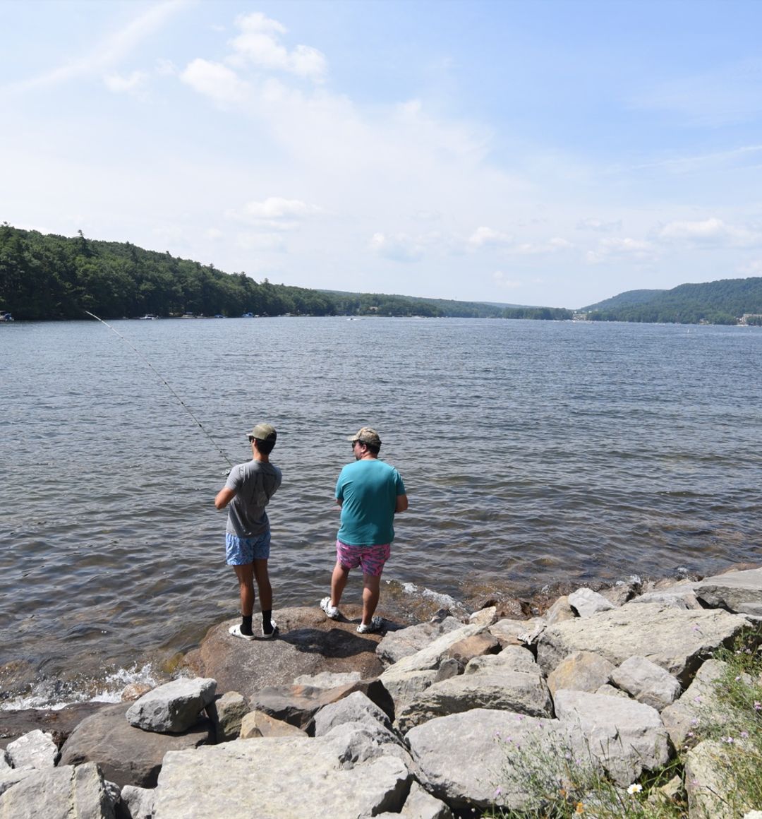 Anglers on the shore of Deep Creek Lake